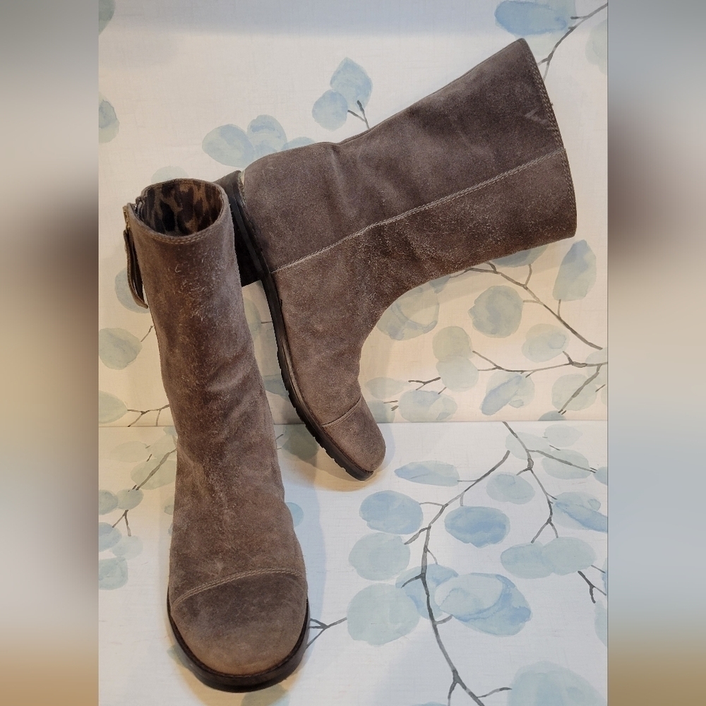 Stuart Weitzman Suede Ankle Zip Boot Made in Spain Women’s Size 5.5 - Picture 7 of 8